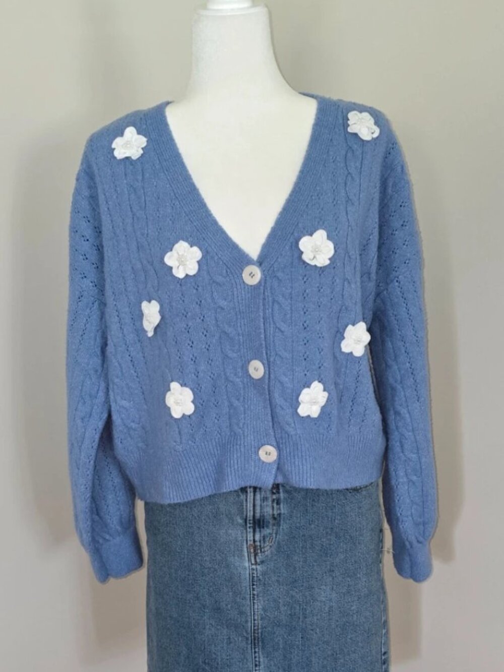 Love Knits NYC blue floral 3D applique cardigan sweater size XL